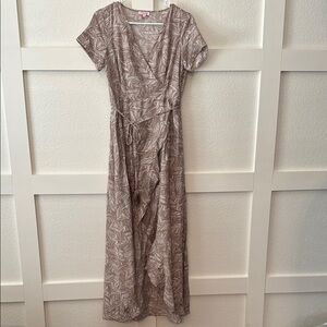 NWOT Pink Lily Dress Small